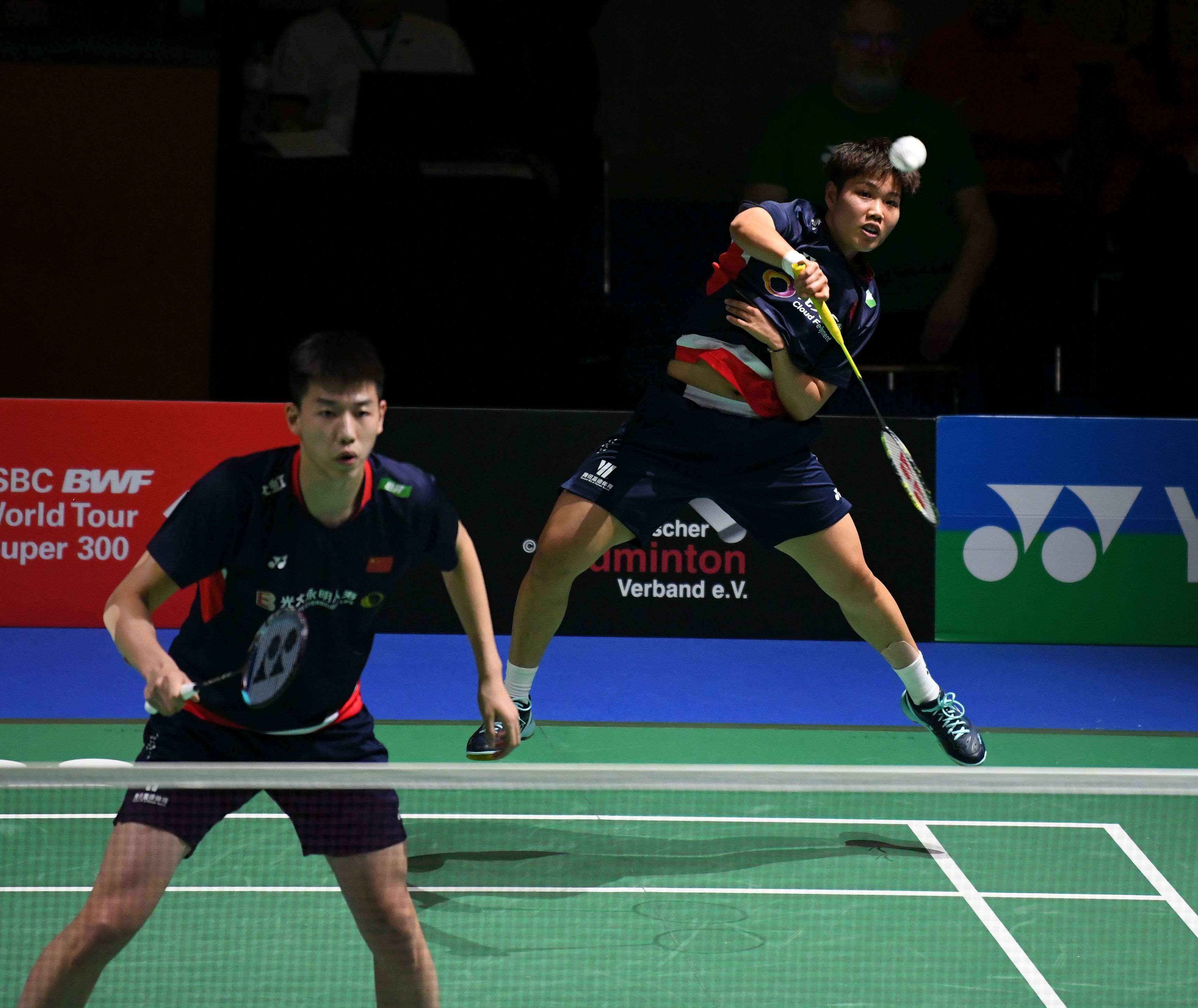 赛场上的竞 赛场上的竞