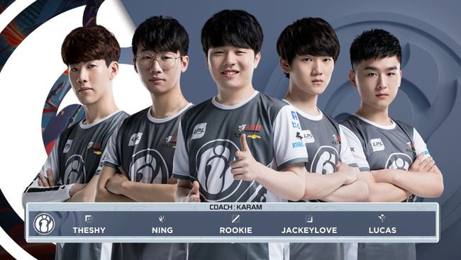 战术配合的 战术配合的