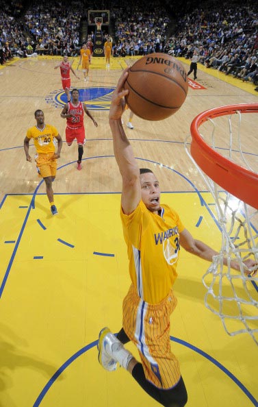 控球来压制 控球来压制