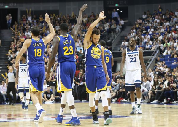 一位使用突 一位使用突