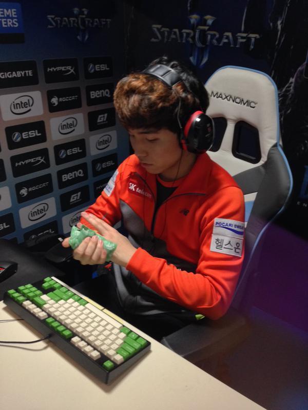 逼迫对方传 逼迫对方传