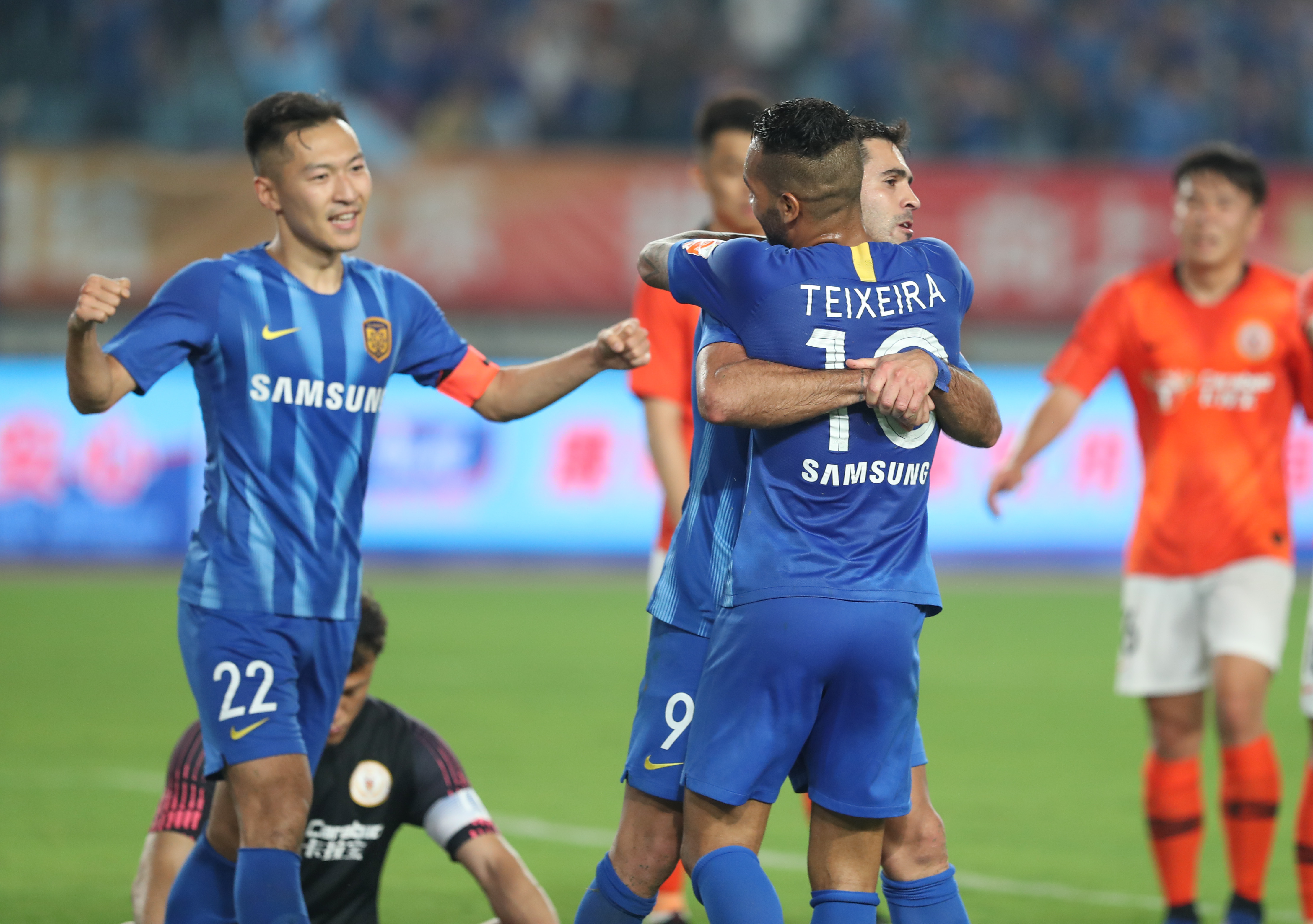 导致高控球 导致高控球