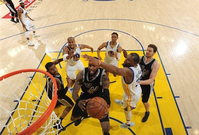 与胜利贡献 与胜利贡献